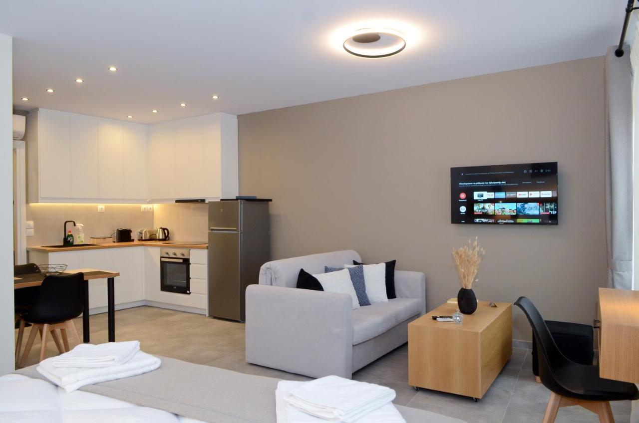 Roloi Suites Nafpaktos Ngoại thất bức ảnh