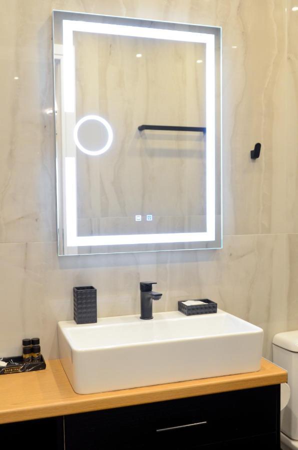 Roloi Suites Nafpaktos Ngoại thất bức ảnh