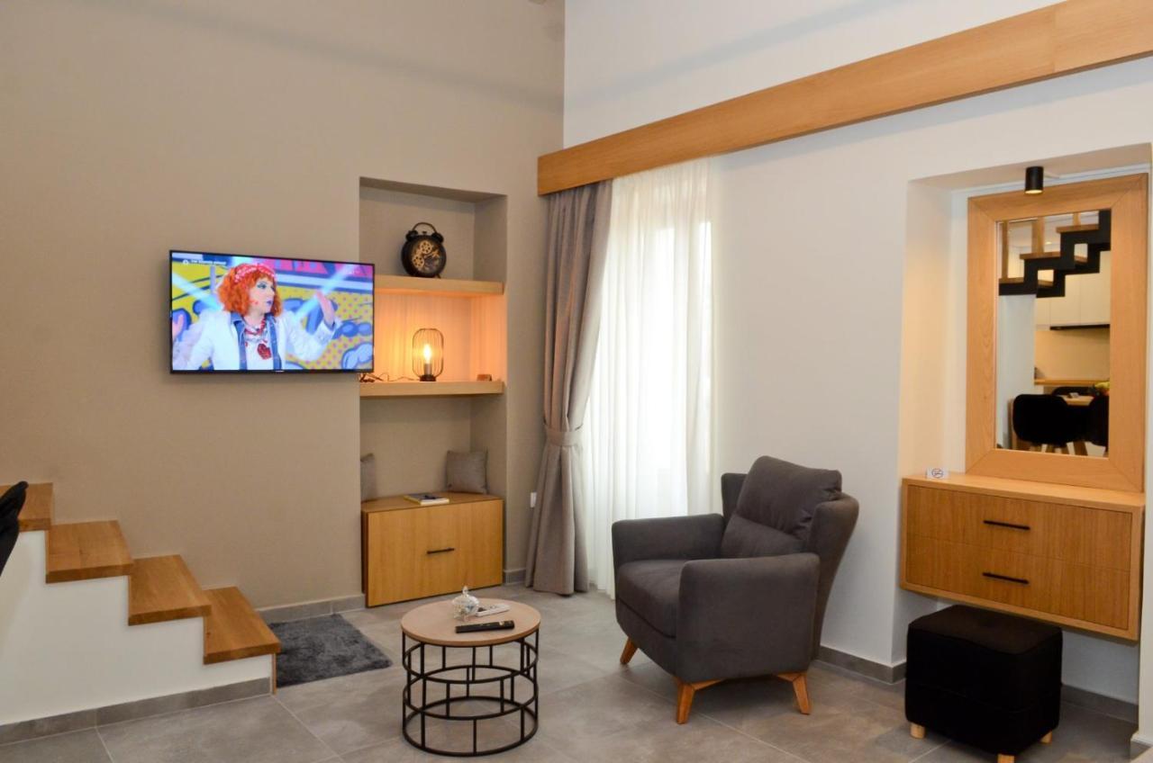 Roloi Suites Nafpaktos Ngoại thất bức ảnh