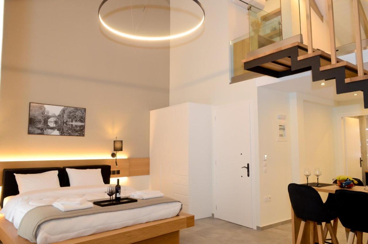 Roloi Suites Nafpaktos Ngoại thất bức ảnh