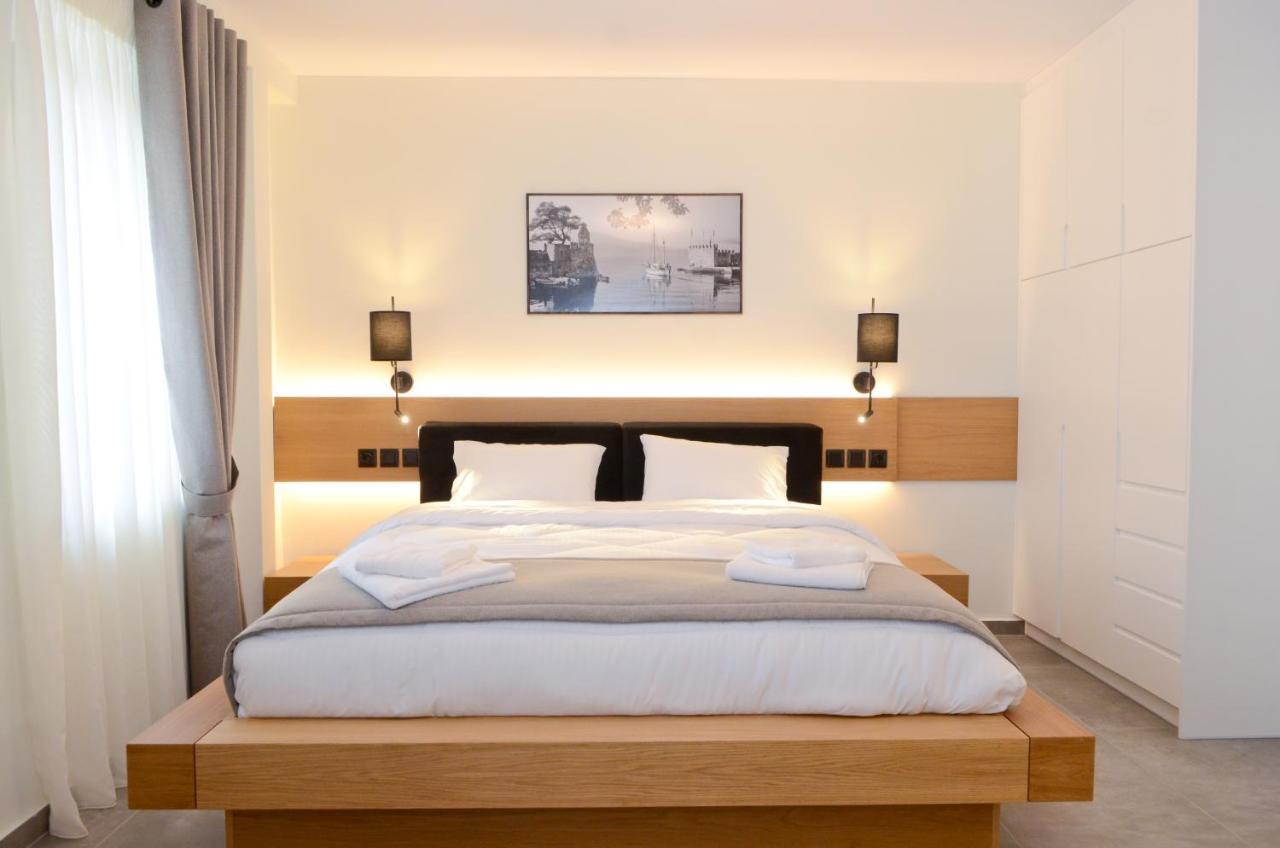 Roloi Suites Nafpaktos Ngoại thất bức ảnh