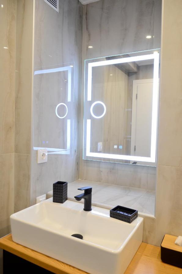Roloi Suites Nafpaktos Ngoại thất bức ảnh