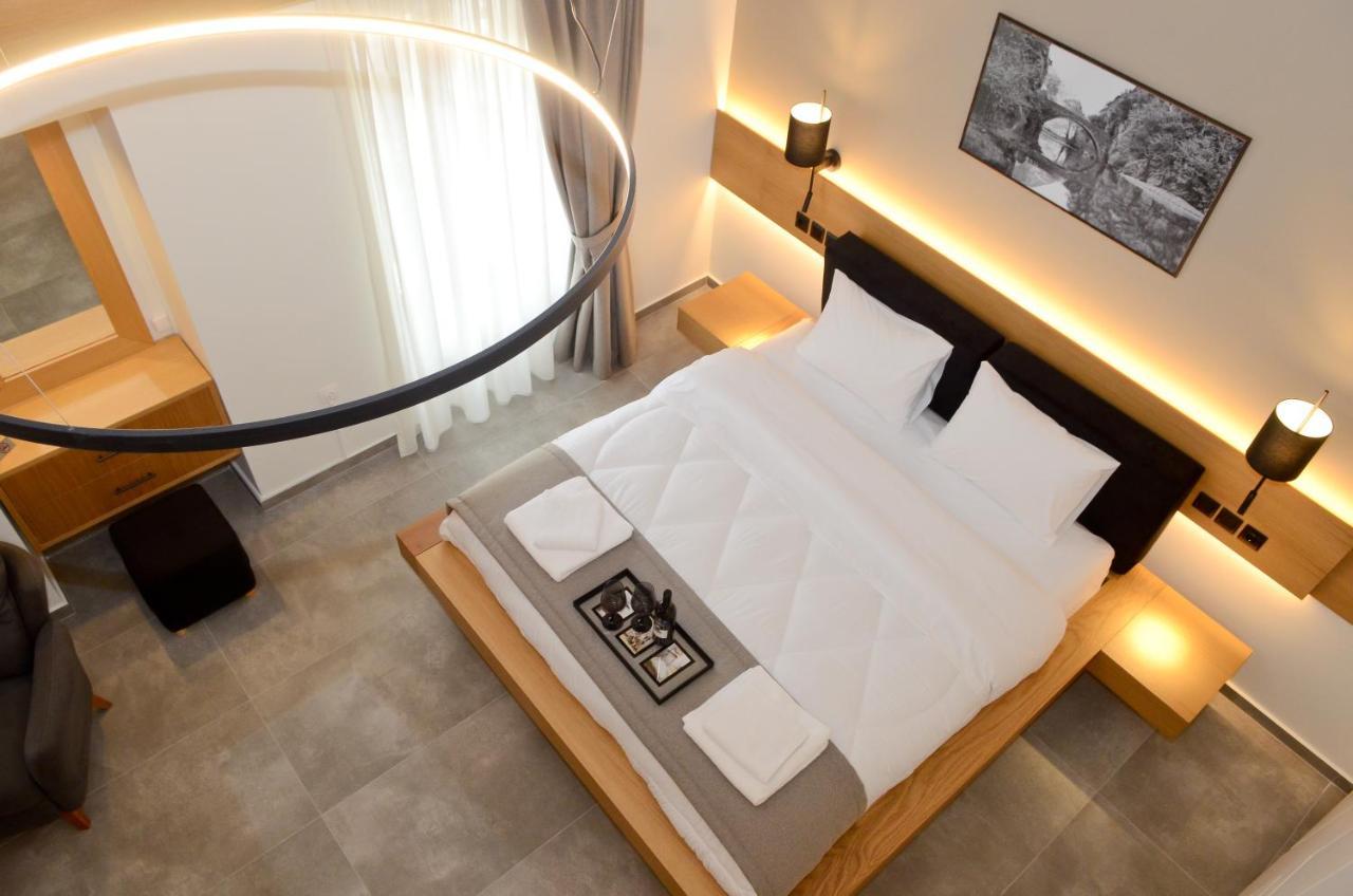 Roloi Suites Nafpaktos Ngoại thất bức ảnh