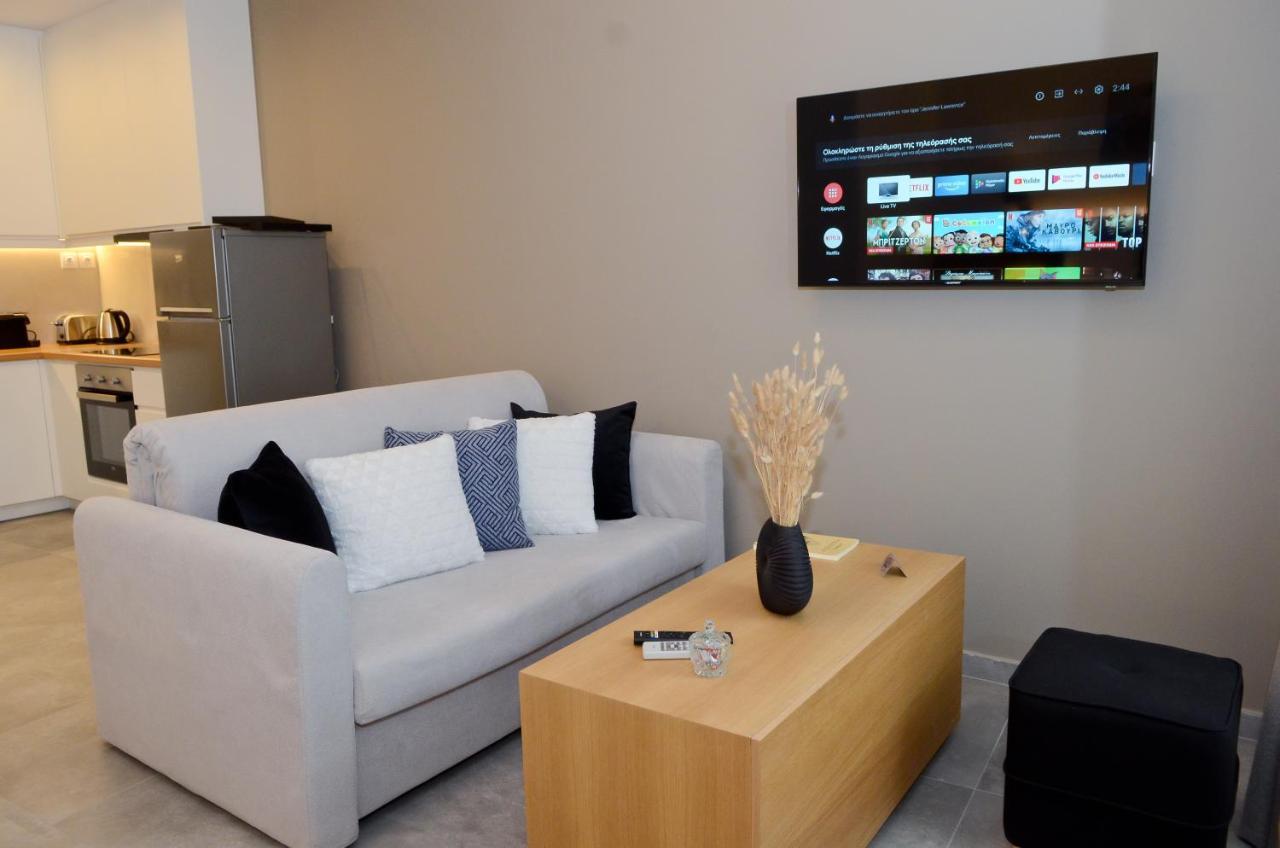 Roloi Suites Nafpaktos Ngoại thất bức ảnh
