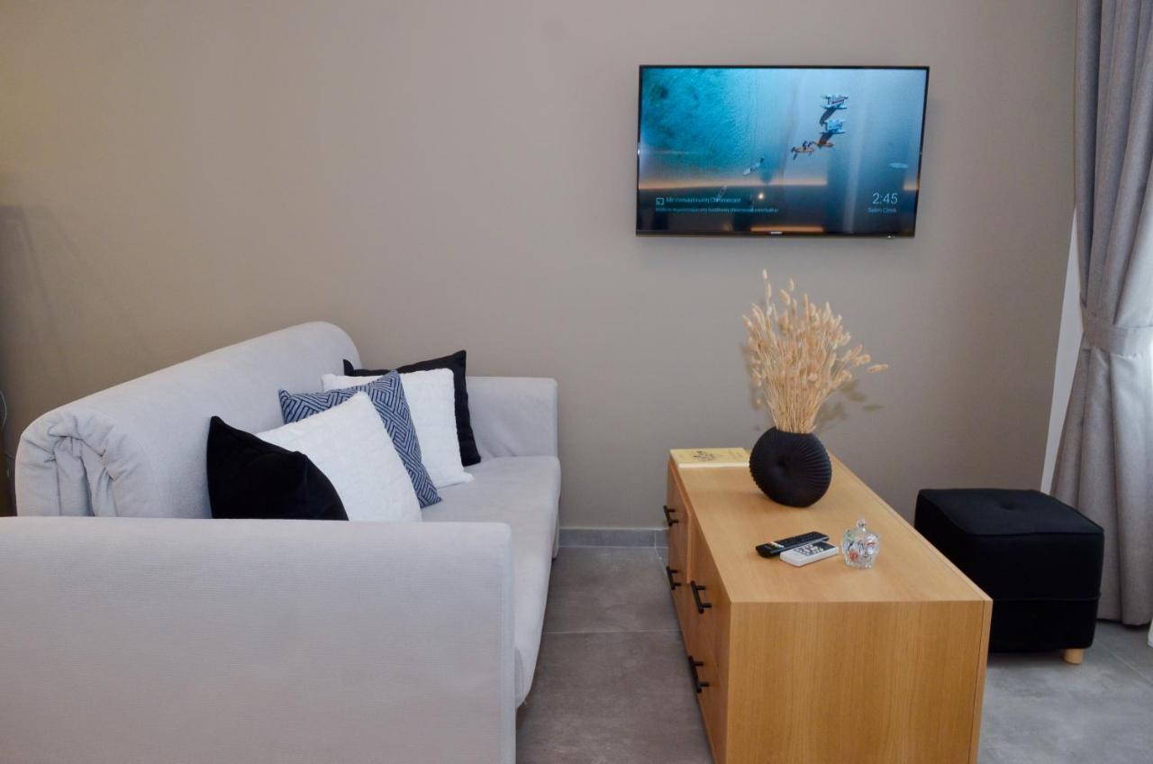 Roloi Suites Nafpaktos Ngoại thất bức ảnh